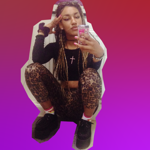 senegalesetwists:  a lil compliation of some of my lil Looks from the past few weeks in no particula order for #Blackout which I think is happening rn i dun eem kno but i want attention love you 💁🏾💖💜👏🏾✌🏾️💯🔥💋🌹👹👼🏾💅🏾👑