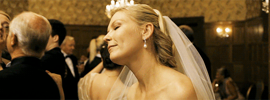oscar-isac: Kirsten Dunst in Melancholia (2011) dir. Lars von Trier  