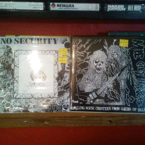 Todays scores at #1234gorecords !! No Security/Crocodile Skink split and Mie City Crusties Raw Comp 