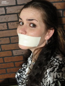 Microfoam gagged