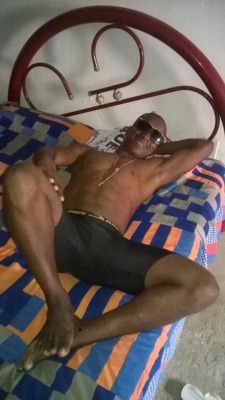 ultra-loveblackmen:You like this body and dick