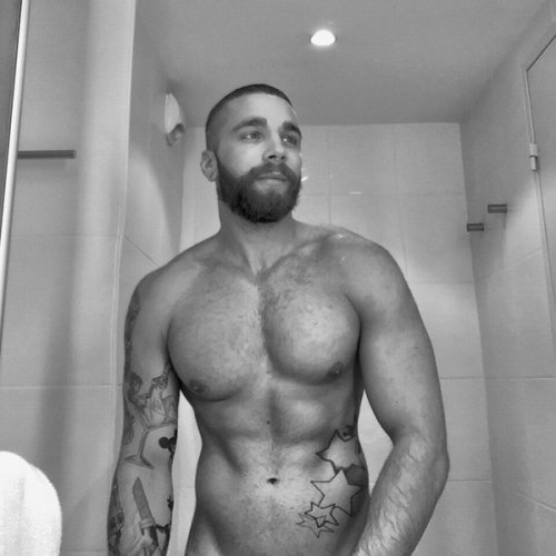 colungafrank:   Flo Carrera       