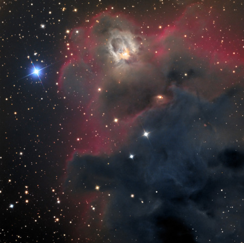 Lynds’ Dark Nebula (LDN) 1622 [2007 X 1998] : RyanSmith || Ourspaceisbeautiful.tumblr.com
