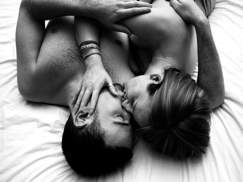 palmario:  Romance on We Heart It. http://weheartit.com/entry/73823605/via/ContrerasNiniJohanna
