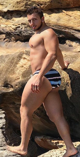 adictoalosculones:  Delicioso el puto de Erlias (delicious body)😲😳😍😈🍑👅🍆💦
