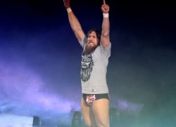 rwfan11:  ….Daniel Bryan ( Credit >