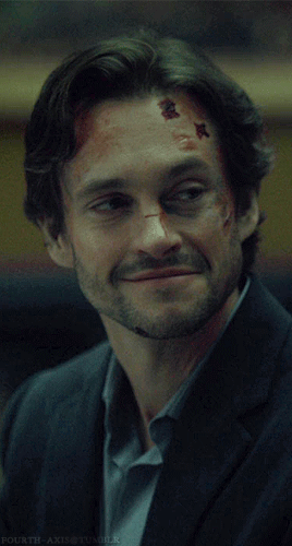 fourth-axis: Will smiling at Hannibal (3.06)Will smiling at Molly (3.08)