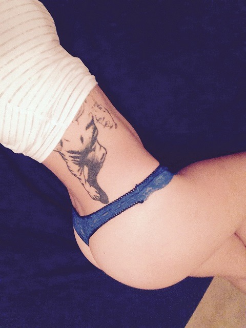 miaukiki:  panties0n