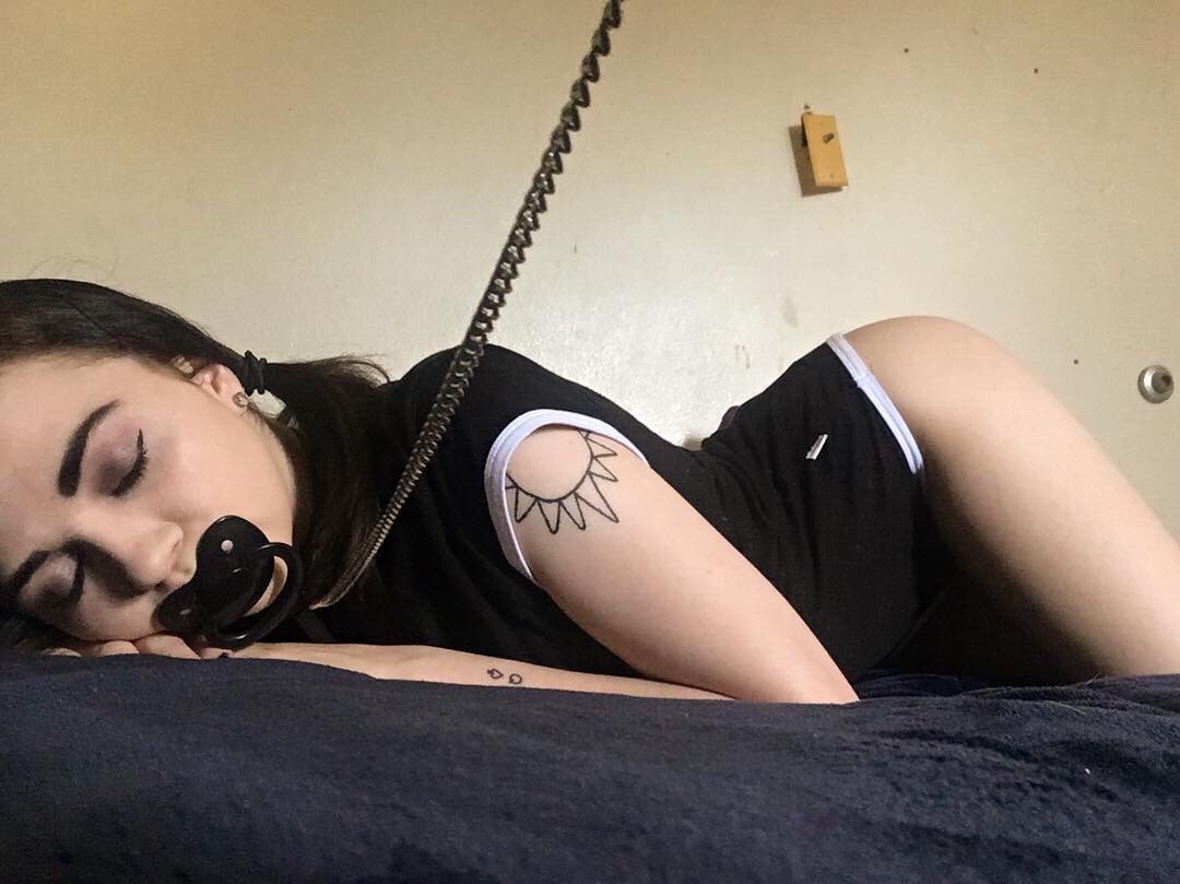 stoned-little-brat:    🖤goth bby🖤  Don’t forget to ask about my premium content
