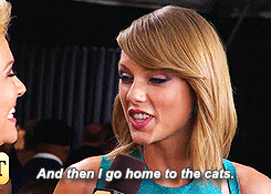 goodgirlwhoshopeful:speaknowtaylor:how rude is this?Taylor, I applaud you for not slapping a bitch.