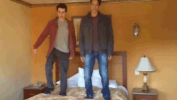 teenwolf:  Dylan and Tyler jumping on a bed. &frac12; 
