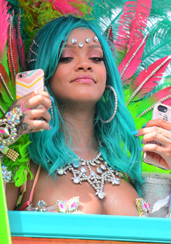 demetrialuvater:    Rihanna at Cropover 2017  