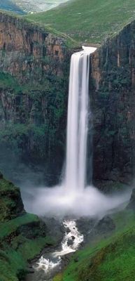 janetmillslove:  Semonkong Waterfall moment love