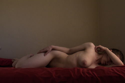 madeoftungsten:  Nude on Red Sheets March 2016 