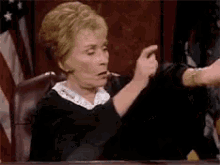 dndspellgifs:evilwizard:dwagom:i hope a wizard imprisons elon musk in an nfton it