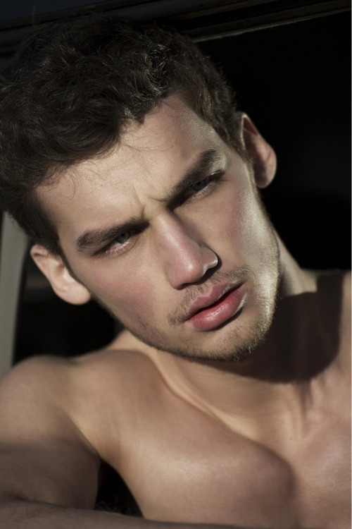 cocks-cum:  Cocks-cum.tumblr.com