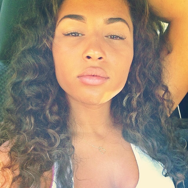 toraretodieyoung:  Just mascara on 👀 