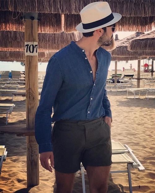 Beach and Dapper @spadaro_giorgio #MensFashion #MensWear #MensStyle #MensLook #MensClothing #MensSui