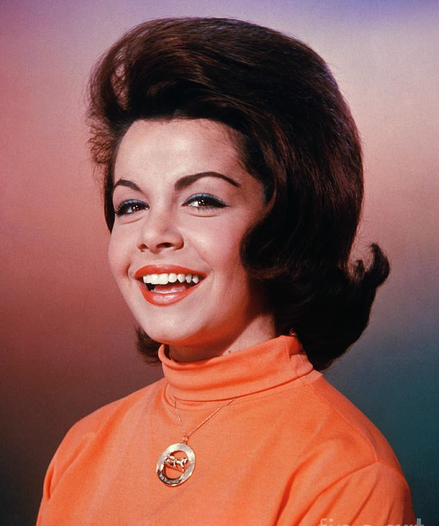 Remembering Annette Funicello on her Birthday 🎈🎂❤️❣️❤️❣️❤️🎁🎈