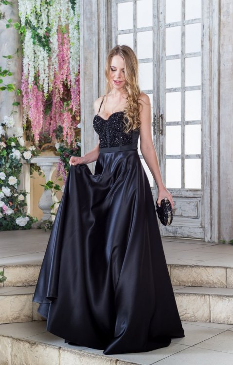 Black satin evening gown - love the appliqué beading to the bodice.