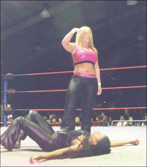 Porn Professional wrestling victory pose photos