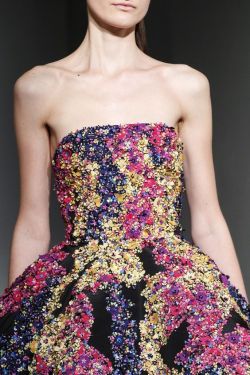 hauteccouture:Oscar de la Renta Fall 2017