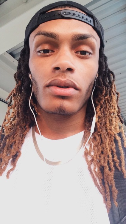 homeofthegods:  Kevin Eason Tumblr - dopeamerican0910 Snapchat- dop_american