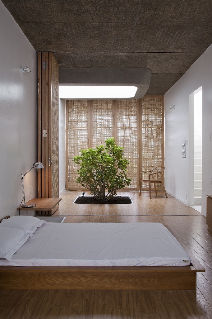 cjwho:  Anh House by S Na. – Sanuki   Nishizawa architects This house, designed