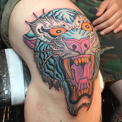 marcnava: Tiger knee done @pagodacitytattoofest so great to see everyone ! Huge thanks to @justinwe