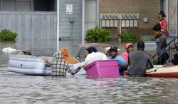 bunniesinpajamas:thoughtsof-r:micdotcom:This is what Houston looks like this week. The city is currently experiencing the worst flooding since 2001’s Tropical Storm Allison. An estimated 240 billion gallons of rainwater has fallen across the area.