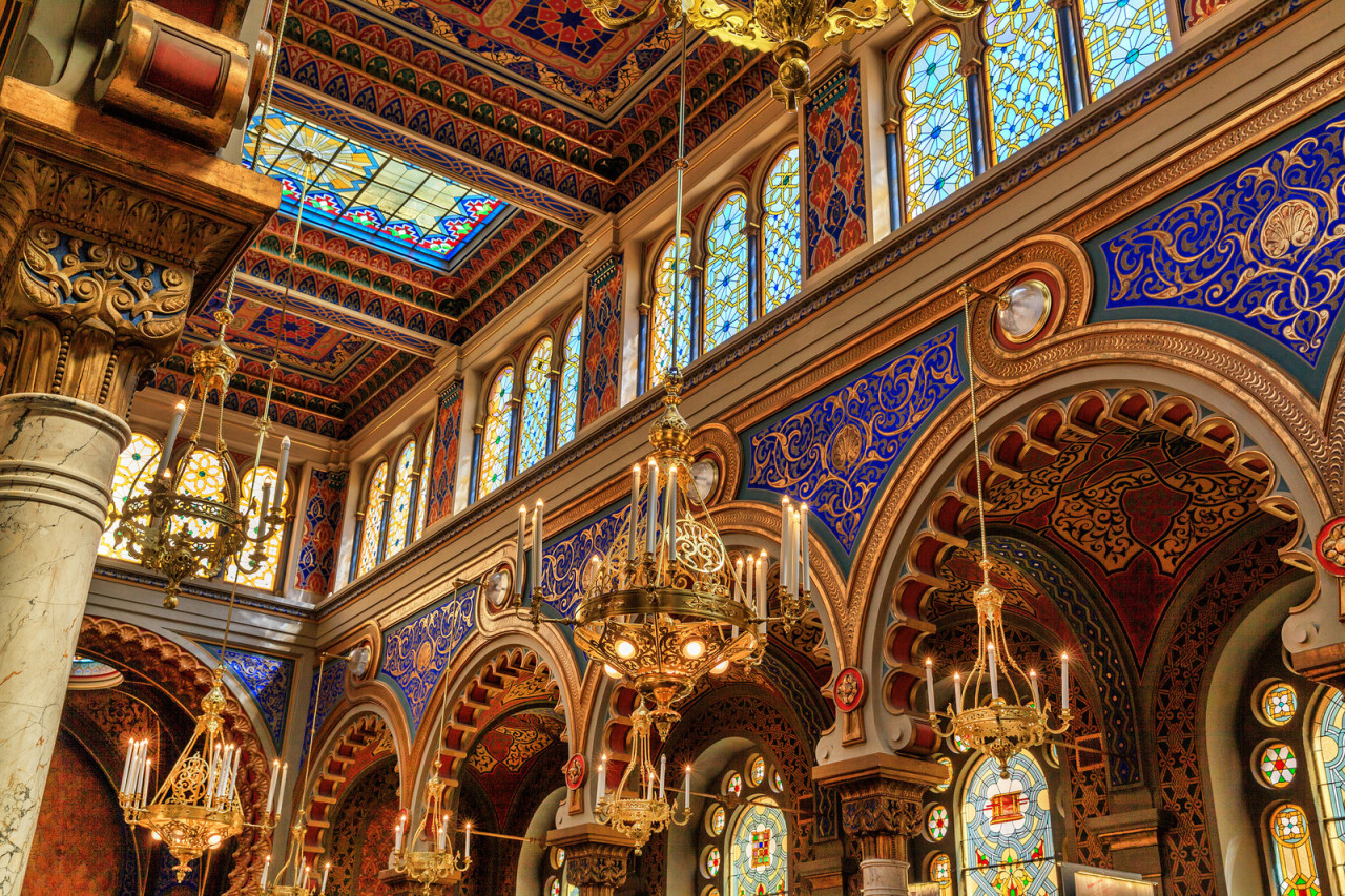 firsttemple: The youngest and at the same time the largest synagogue in Prague, the