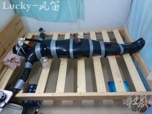 nuoyuan:这种固定挺好玩的，射了之后还是挣扎不出来