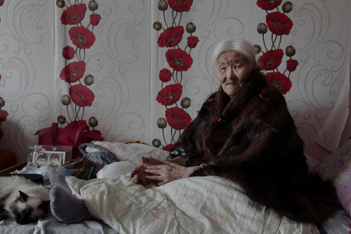 songs-of-the-east:Inside Siberia’s isolated community of forgotten women. Photographed by Oded Wagen