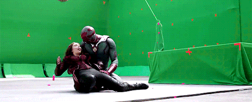 geraltcirilla:Paul Bettany kissing his Marvel costars