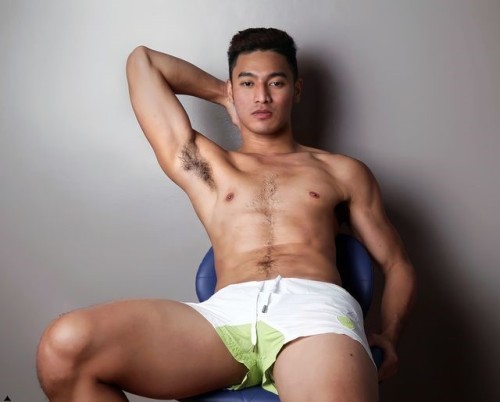 https://hairy-asian-men.tumblr.com - Hot Hairy Asian menhttps://gaydreaming.tumblr.com - Hot Asian m