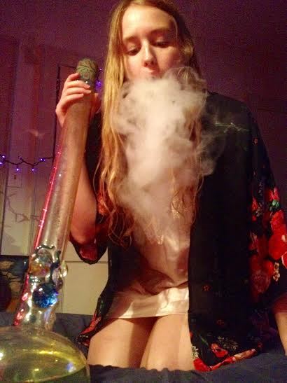 interplanetaryconnections:  I want to lounge around in robes and blow rings with
