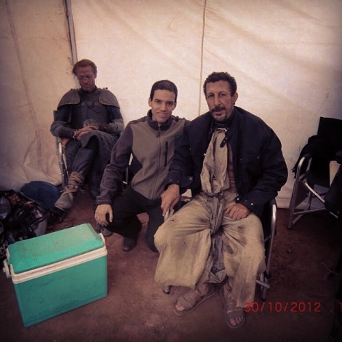 lyannamormonts: viktoshko: from Hamada look at iain with his legs crossed and his glasses on and his