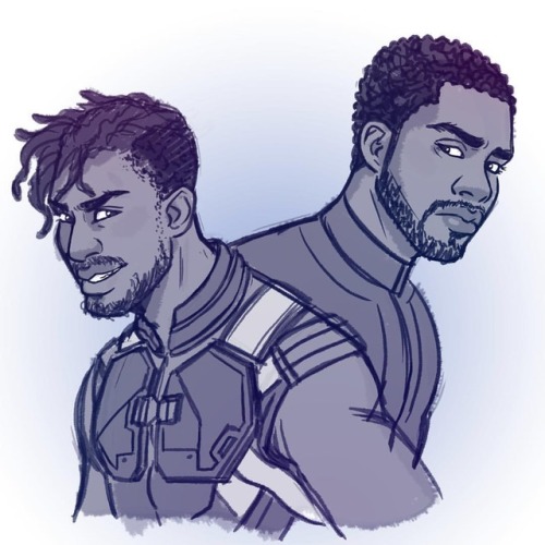 dakotaaaa:some Black Panther sketches…