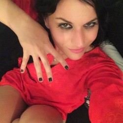 fuckyeahcristinascabbia:  +400.000 followers of Cristina Scabbia Official on Facebook… Wow, THANK YOU ALL so much for the support and the good vibes you all bring to the page!!  #cristinascabbia #blessed #thankful 