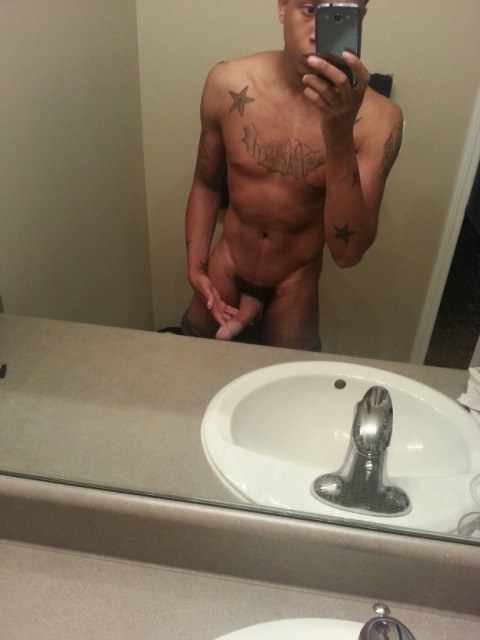 fyneniggaz69669:  savvyifyanasty:  > well damn boy    Reblog, follow, make donation : fyneniggaz69669.tumblr.com