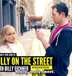 elizabethtinafeys:  Amy Poehler talks about Tina Fey.