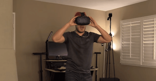 tinyblogtim:  GAME–CAM–GAME–CAM–GAME–SHIT WHICH DO I WATCHBonus Gif: Space Pirate Trainer