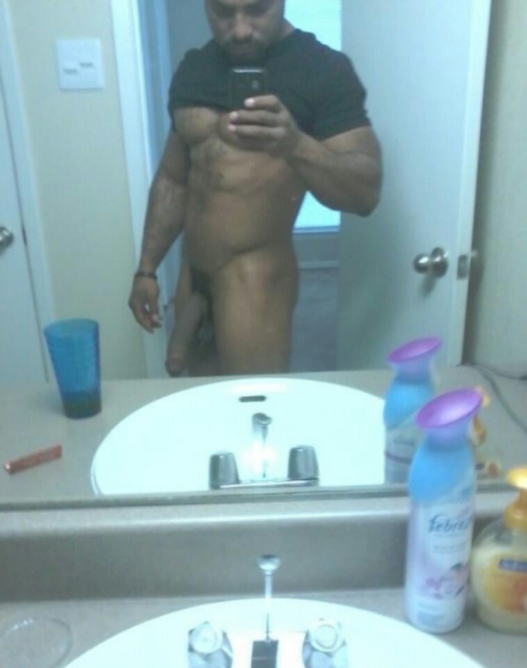 michealg87:  Fuck😍 Baby Daddy Material….🍆🍆🍆🍆