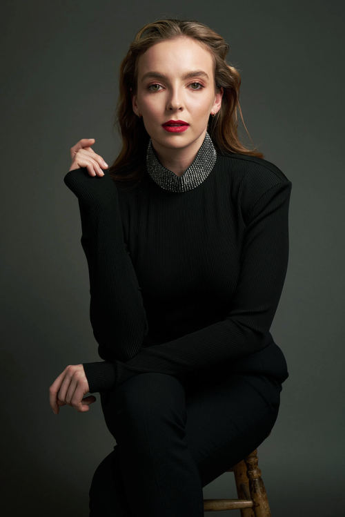 jodiecomersource: Jodie Comer of AMC’s ‘Killing Eve’ poses for a portrait during t