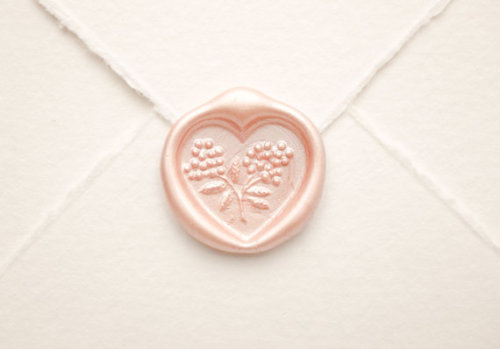 littlealienproducts:Heart Wax Seal by VenusEnvyPaper