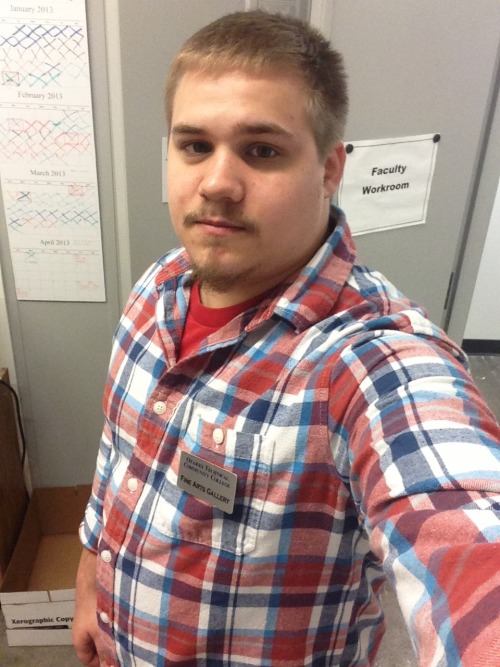 xcubbyxbearx:  Workin 