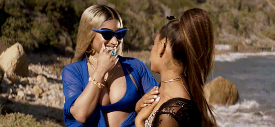 arianagrandes:  Nicki Minaj – “Bed” (feat. Ariana Grande)