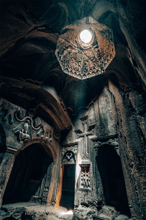 tommeurs:Geghard Monastery, Armenia, (1200x900)