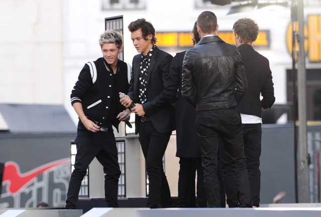 direct-news:  (more) The boys being interviewed at This Is Us premiere. 