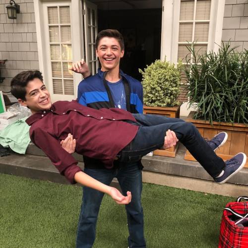 Carrying Joshua Rush!Josh has been lifted and carried a lot by his castmates, both on screen and off